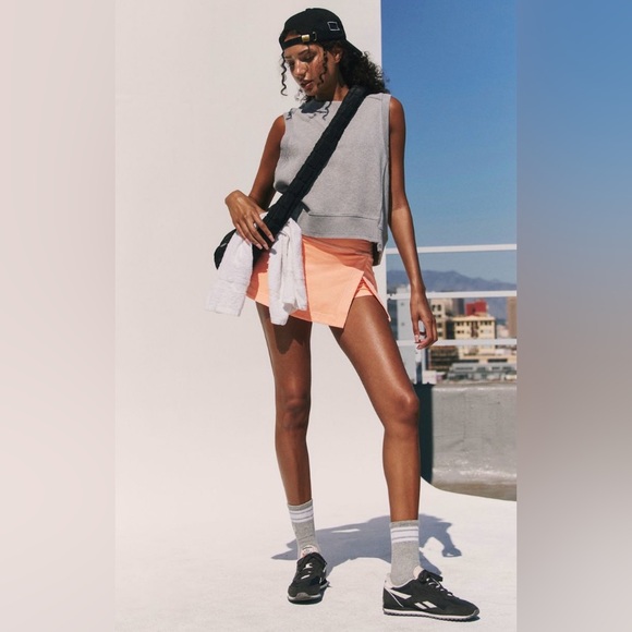 Free People Movement ~ Hot Shot Mini Skort ~ *NWT ~ Pastel Peach ~ XS ~ - Picture 8 of 12